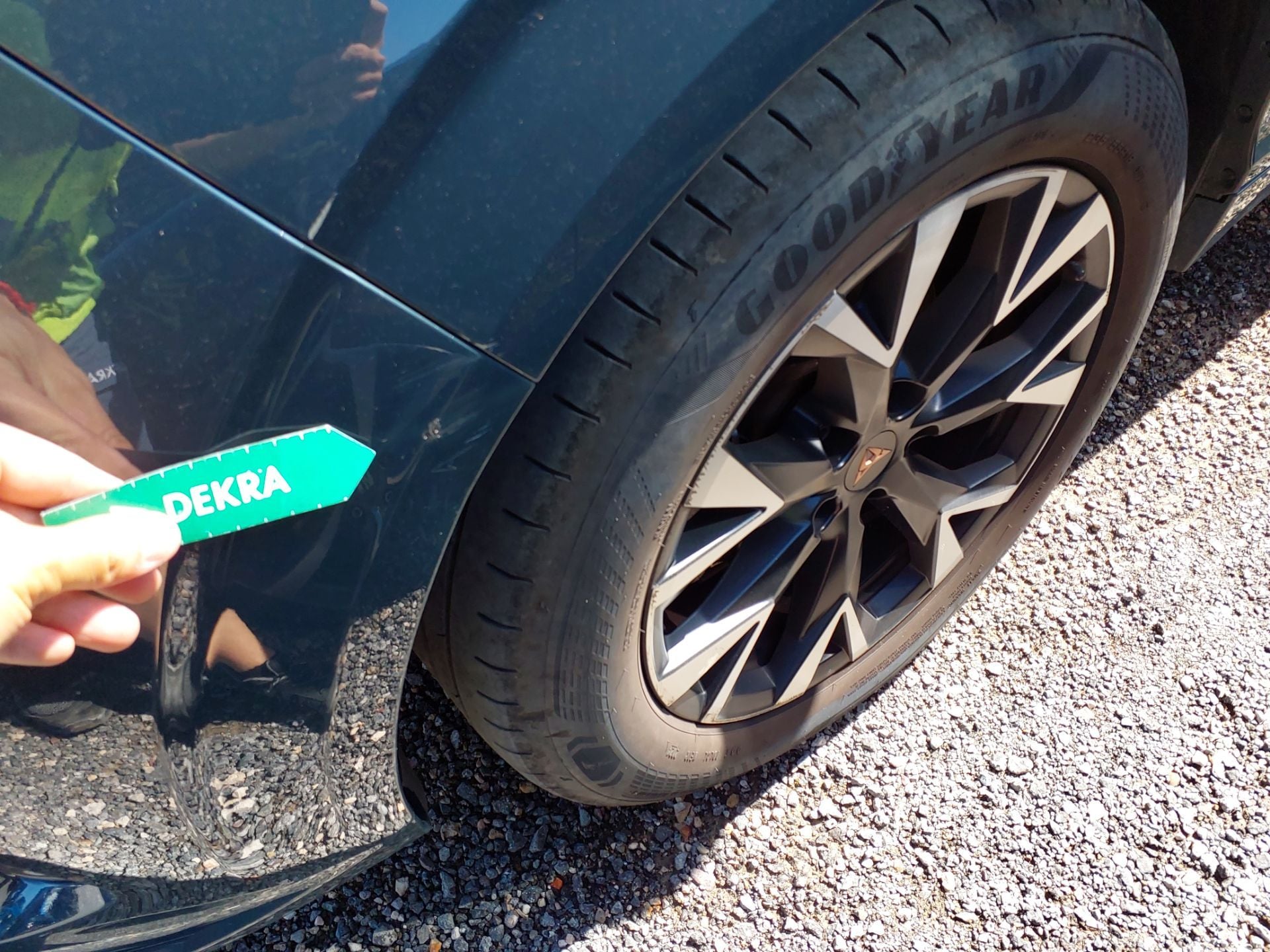 CUPRA Terramar 1.5 eTSI DSG 150cv automatico photo