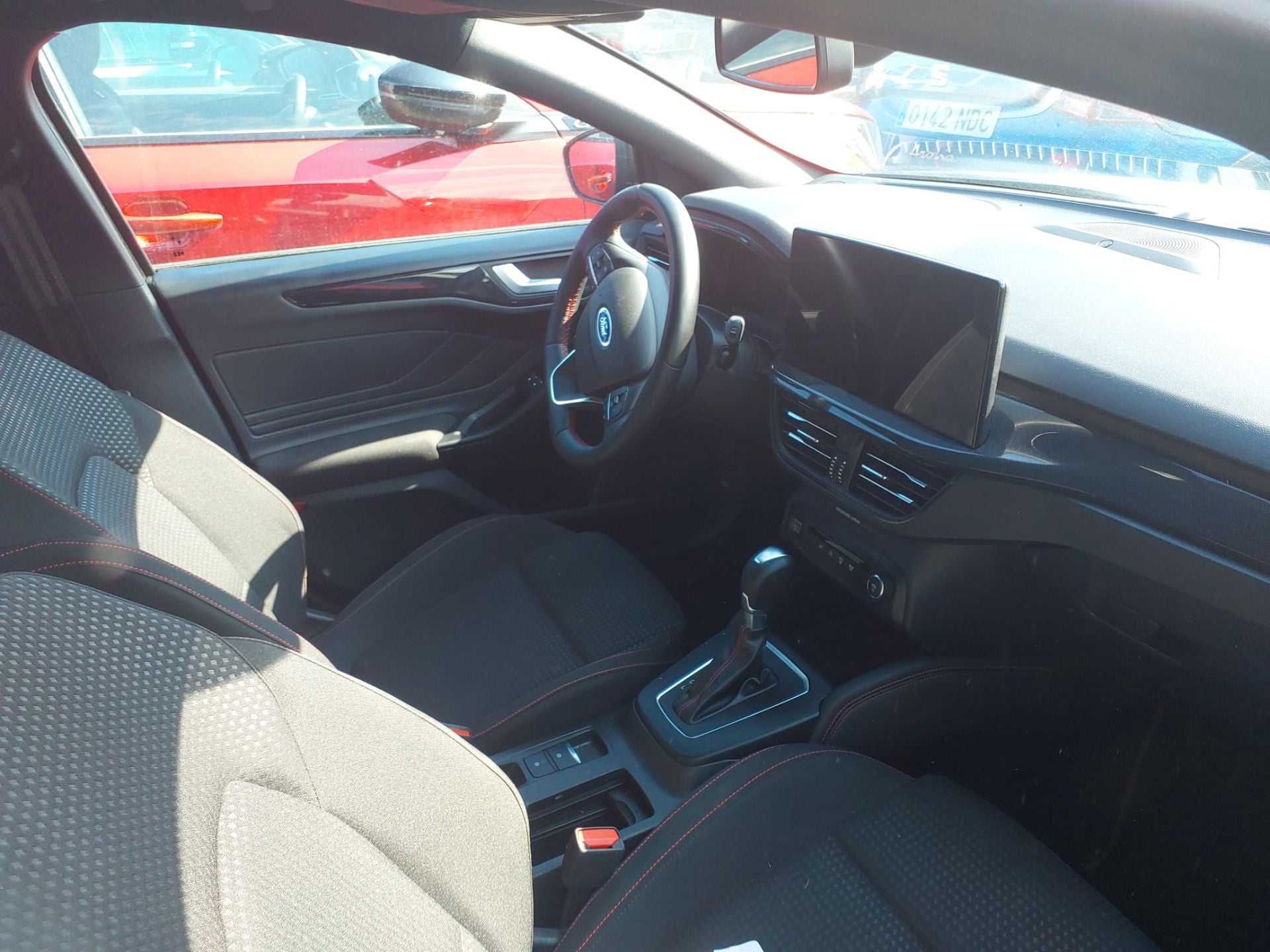 FORD Focus 1.0 Ecoboost 114KW 155CV S6.2 ST Line X auto Sportbreak(Pano-Roof + Winterpack) photo