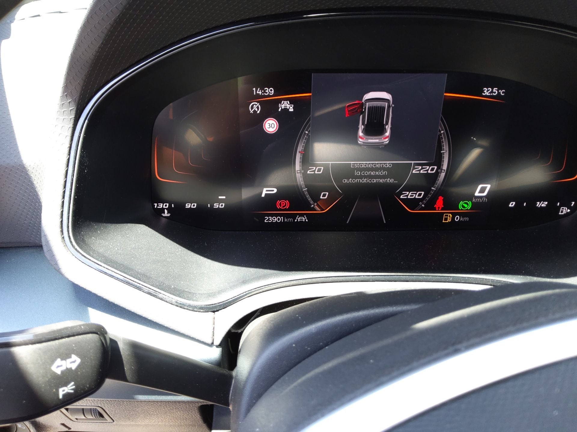 SEAT Arona 1.0 TSI 85 KW 115 CV DSG startstop special edition EXPERIENCE(Winterpack) photo