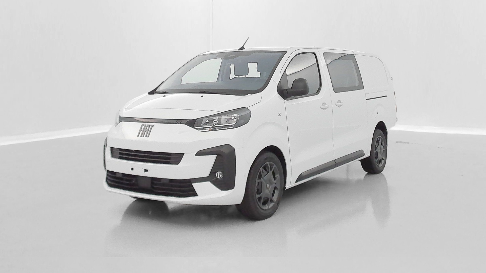 Fiat Scudo Pack Premium Connect (XL) 2.0 BlueHDi 180 photo