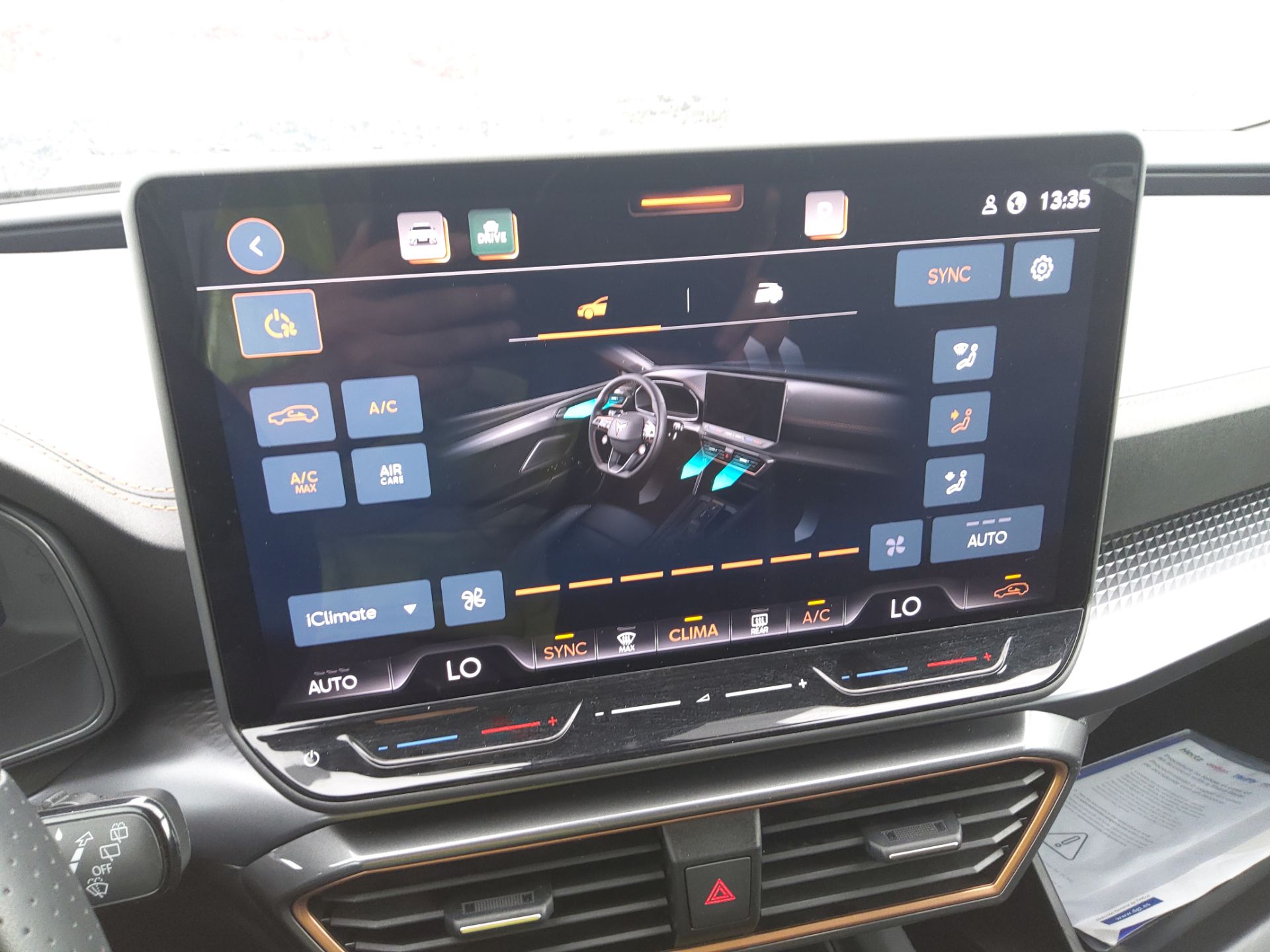 CUPRA Leon 1.5 TSI S&S 150cv Manual SportsTourer photo