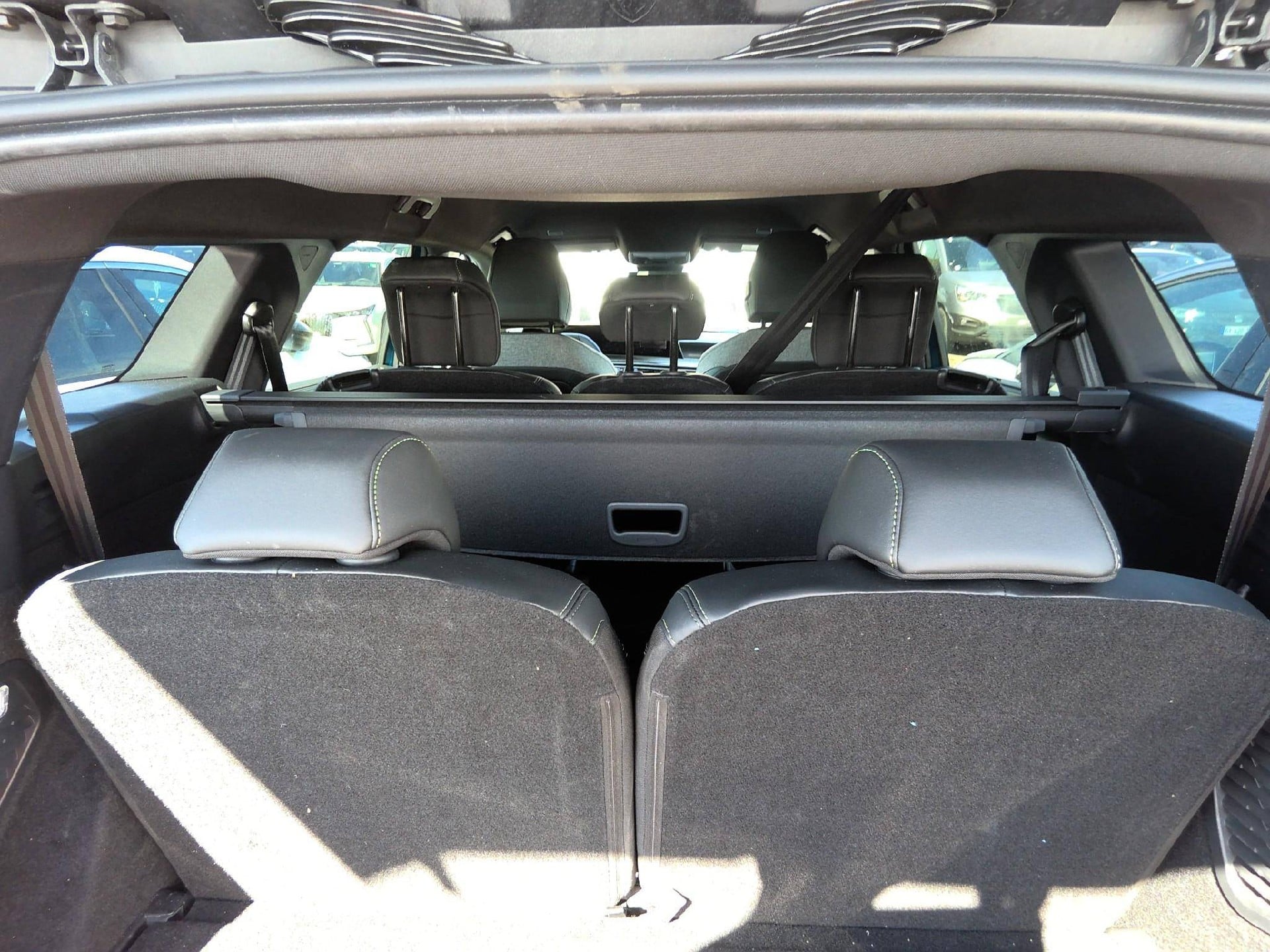 Peugeot 5008 GT Hybrid 145 ch e-DCS6 (1.2L 3-cyl) photo