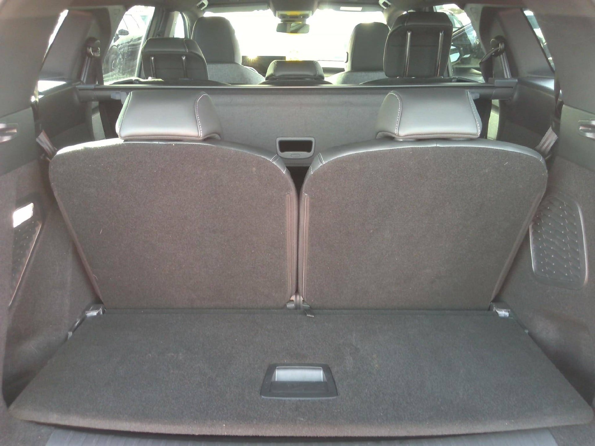 Peugeot 5008 GT Hybrid 145 ch e-DCS6 photo