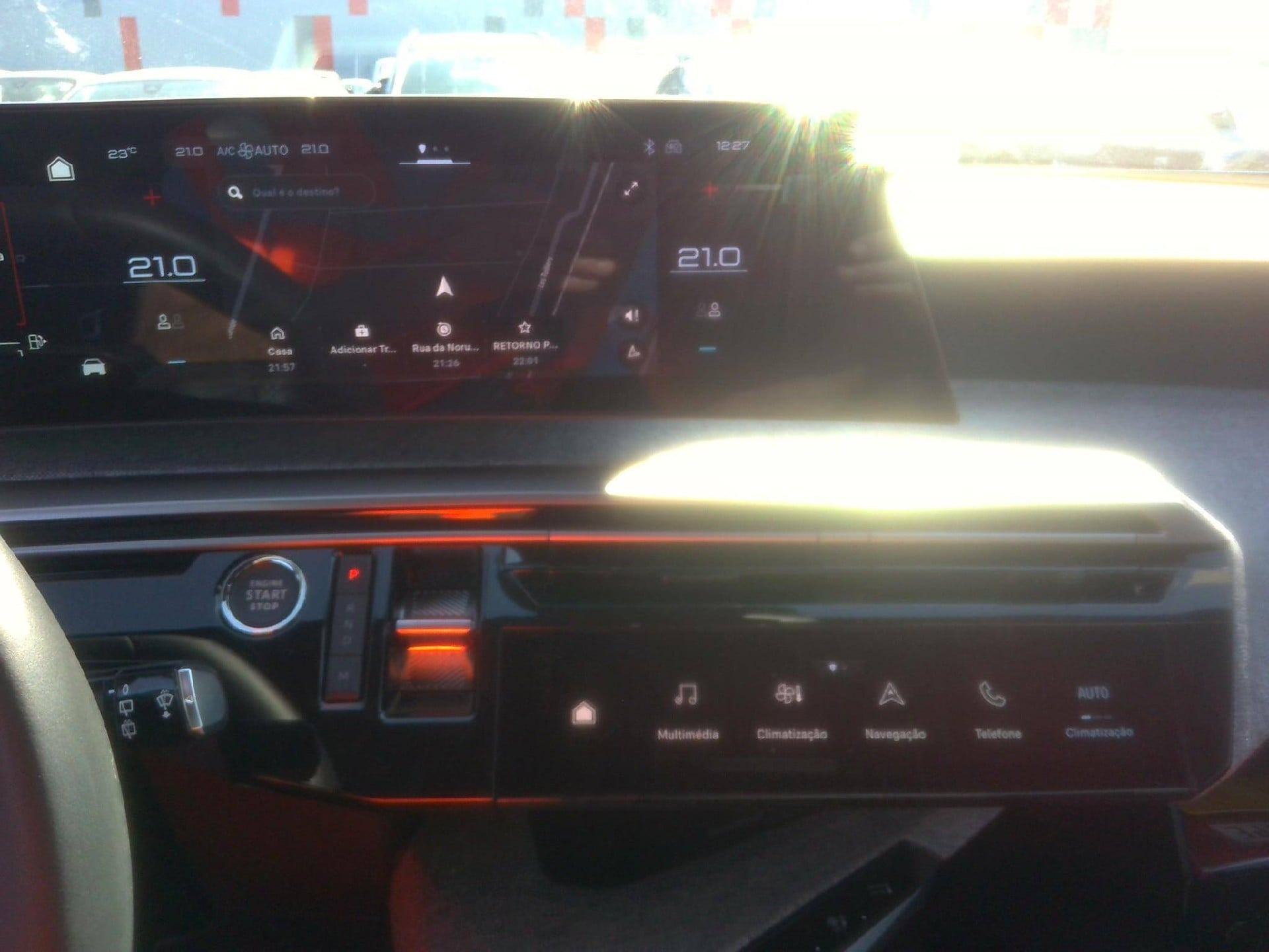 Peugeot 5008 Allure Hybrid 145 ch e-DCS6 photo