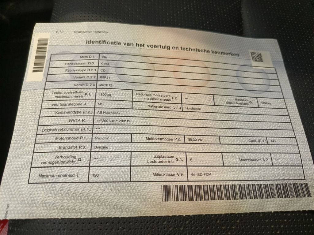 KIA cee'd GT Line 1.0 T-GDI 120 ISG 5d photo