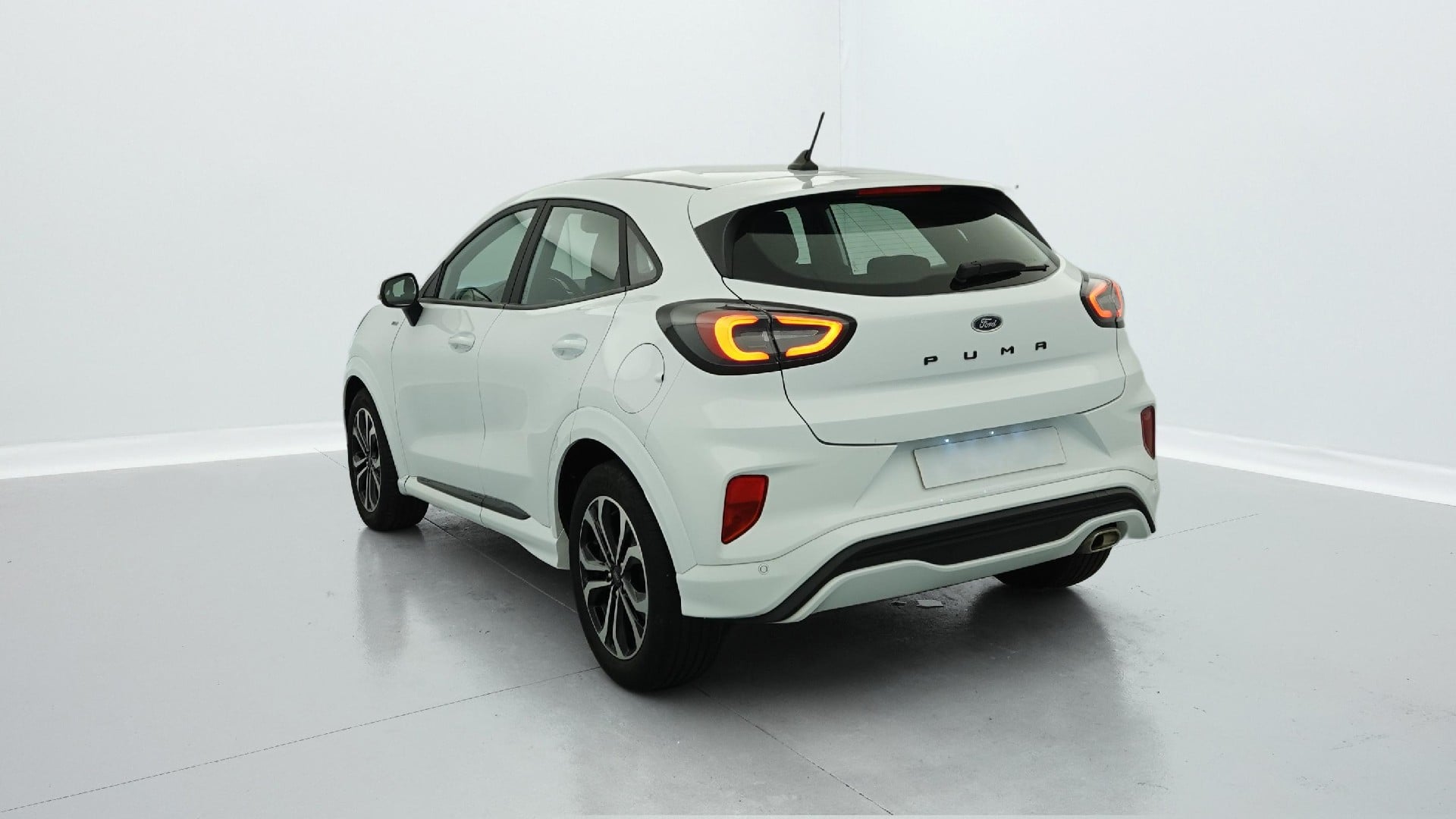 Ford Puma 1.0 FLEXIFUEL 125 CH MHEV S&S BVM6 ST-LINE photo