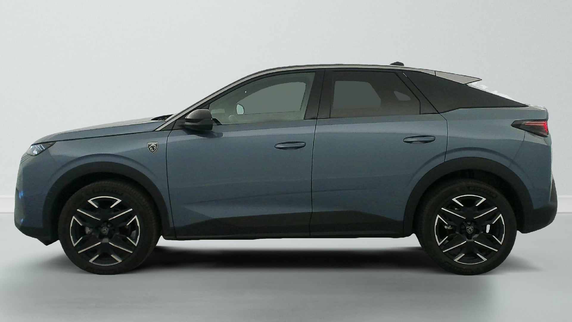 Peugeot 3008 Hybrid 145 e-DCS6 GT photo