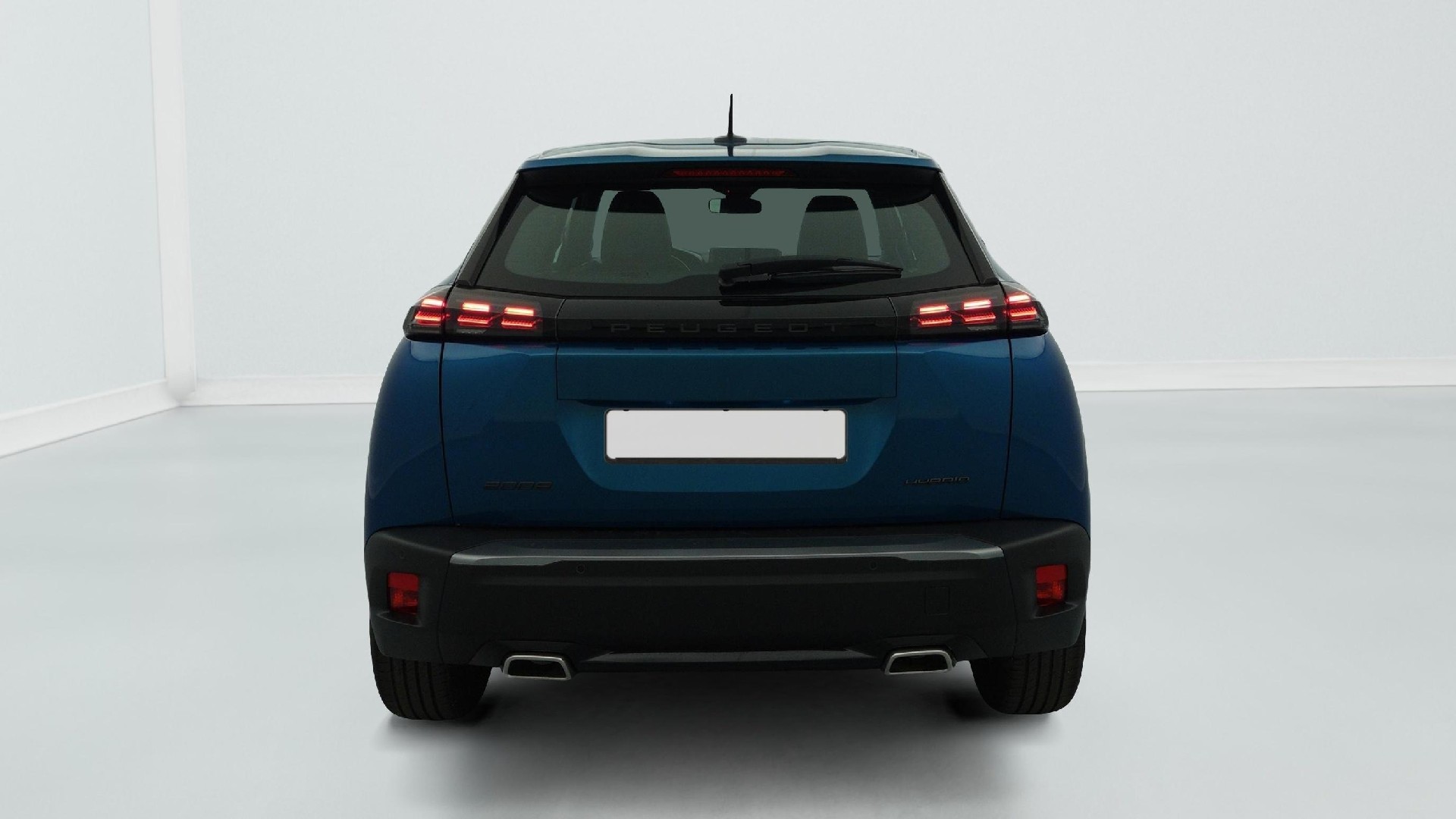 Peugeot 2008 Hybrid 145 e-DCS6 Style photo