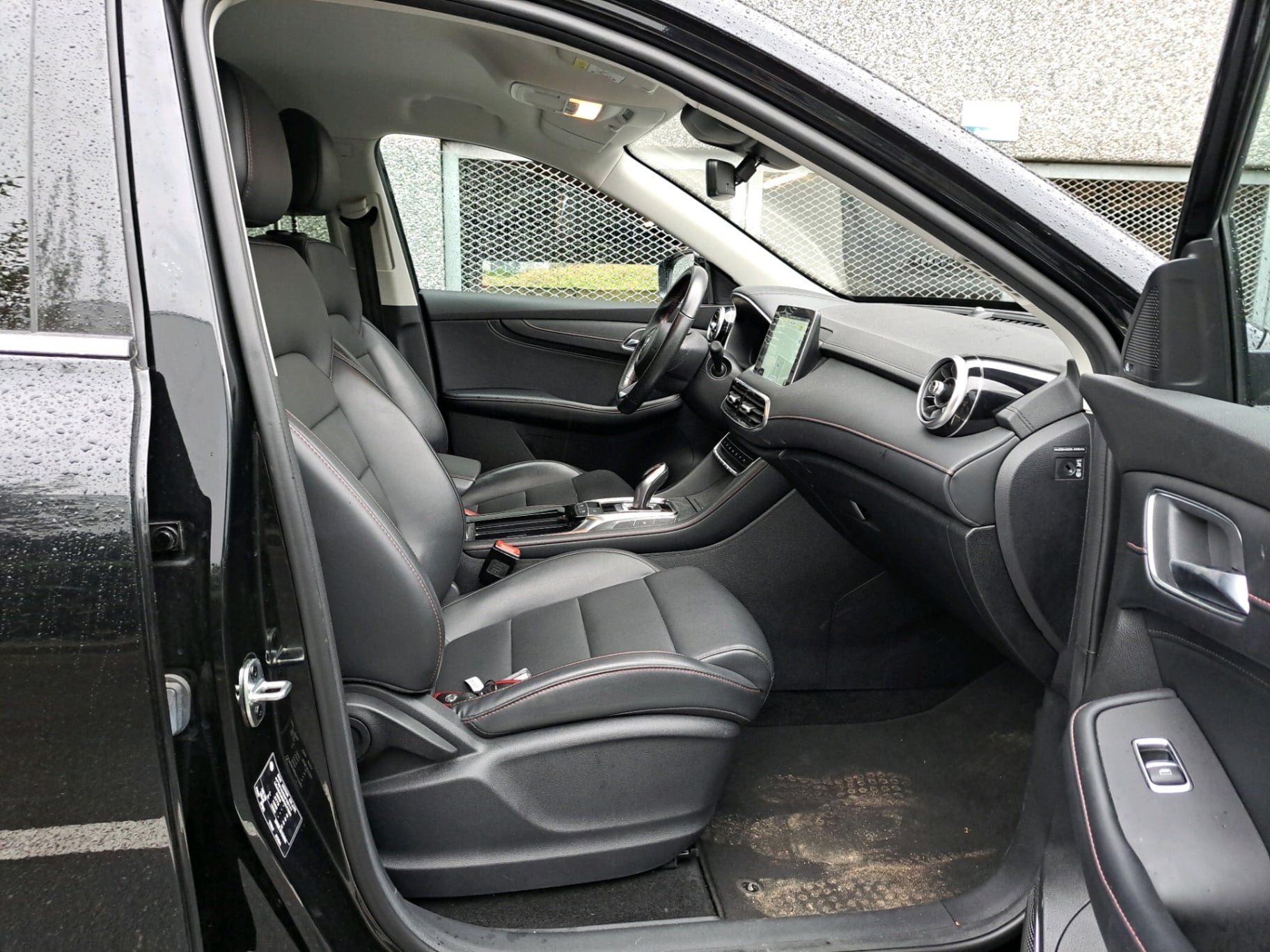 MG HS Comfort 1,5 TGDI 162 hp DCT photo