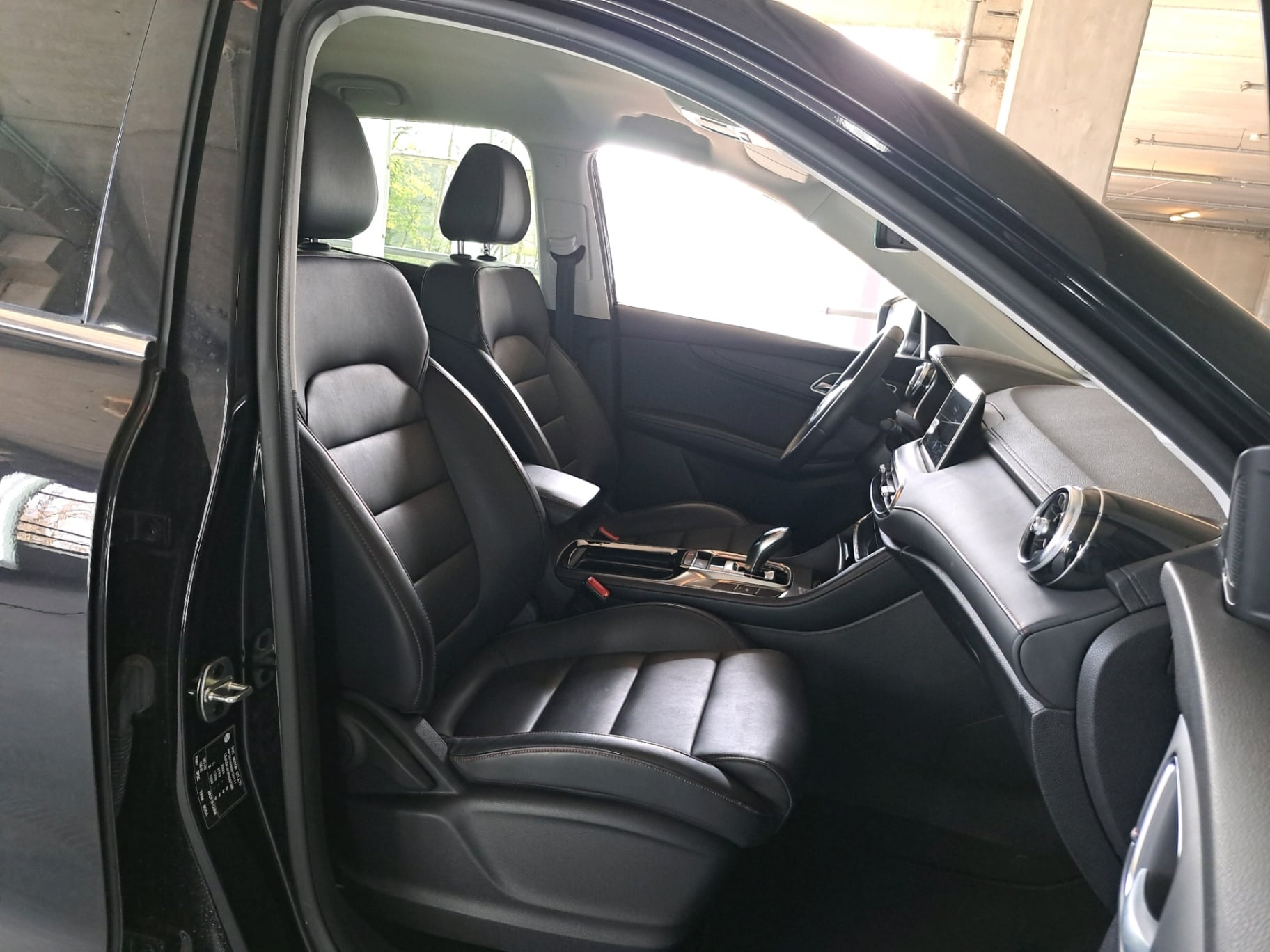 MG HS Comfort 1,5 TGDI 162 hp DCT photo