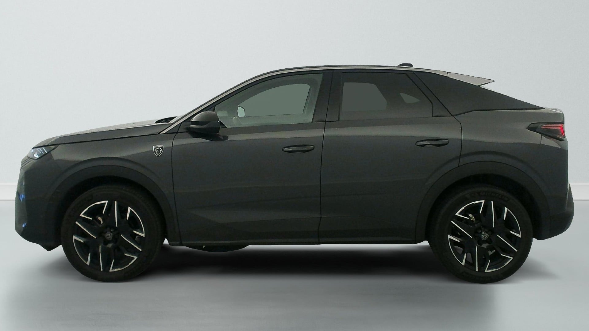 Peugeot 3008 Hybrid 145 e-DCS6 GT photo