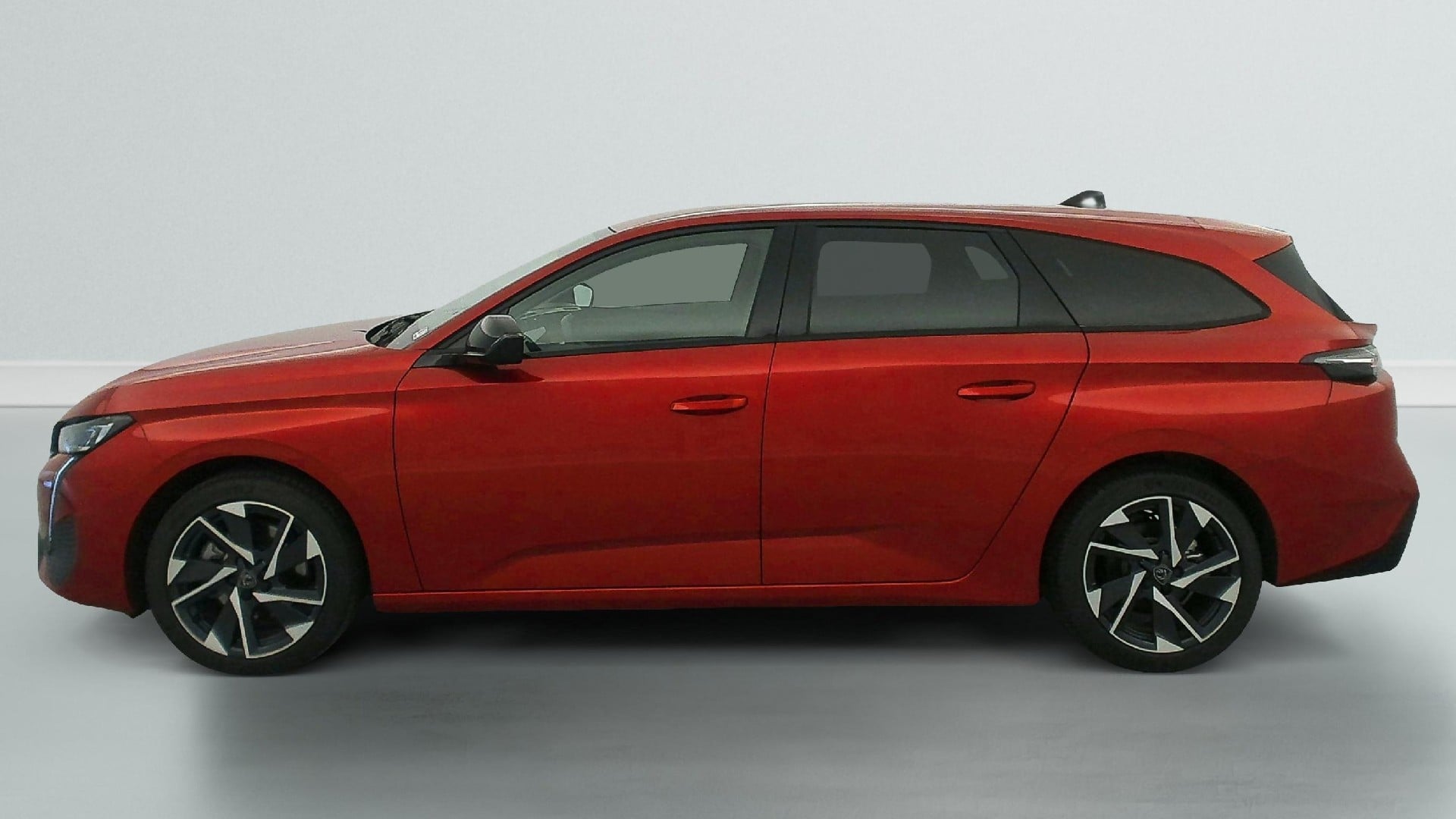 Peugeot 308 SW Hybrid 145 e-DCS6 Allure photo