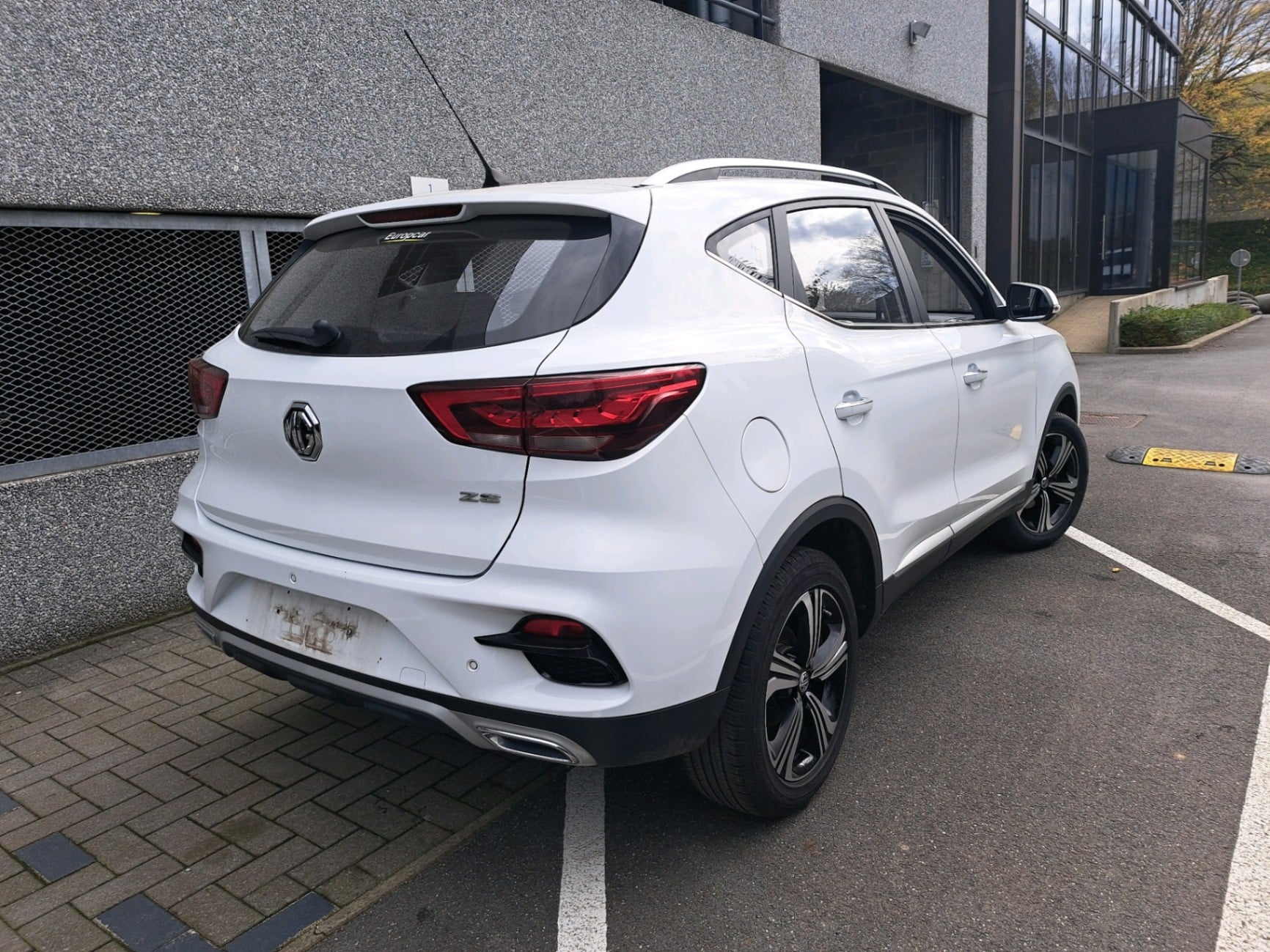 MG ZS Comfort 1.5 VTI-Tech 106 hp photo