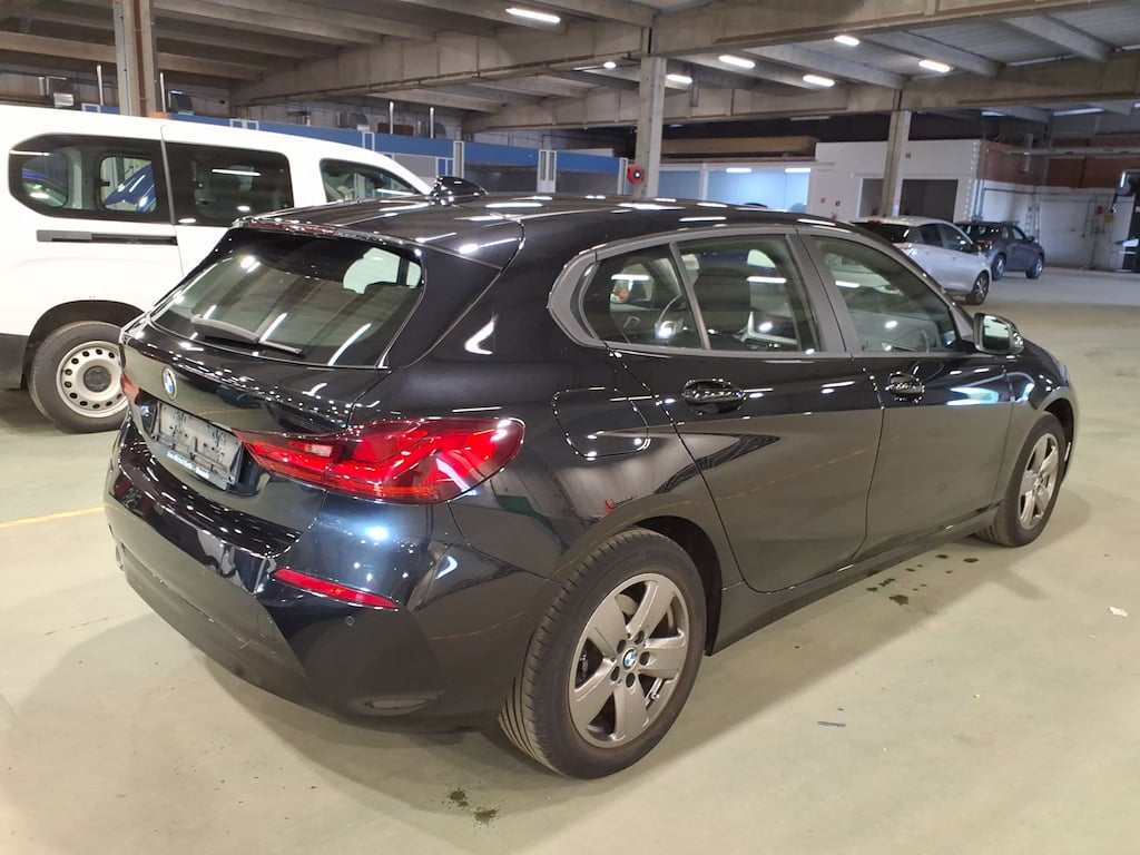BMW 1 HATCH DIESEL - 2019 116 d AdBlue photo
