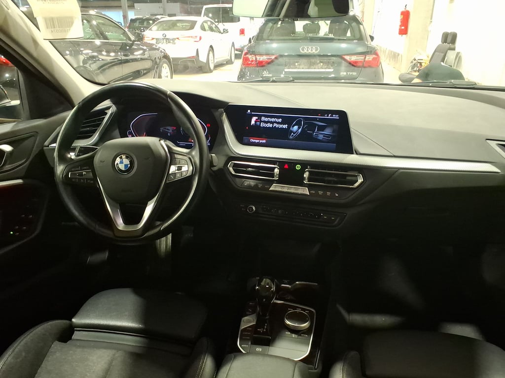 BMW 1-serie 1.5 118IA (100KW) photo