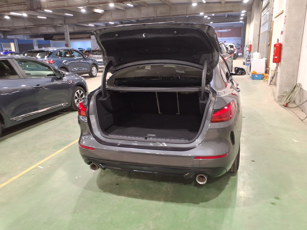 BMW 2 GRAN COUPE DIESEL 218 d AdBlue photo