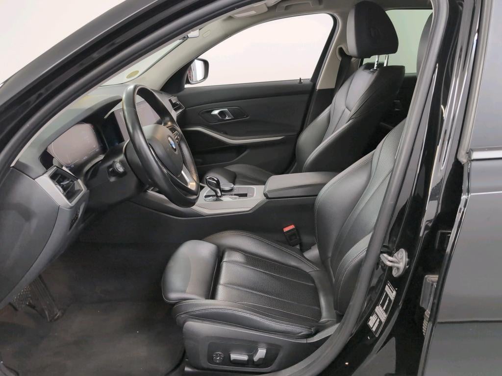 BMW 3 SERIES TOURING 2.0 318DA (100KW) TOURING photo