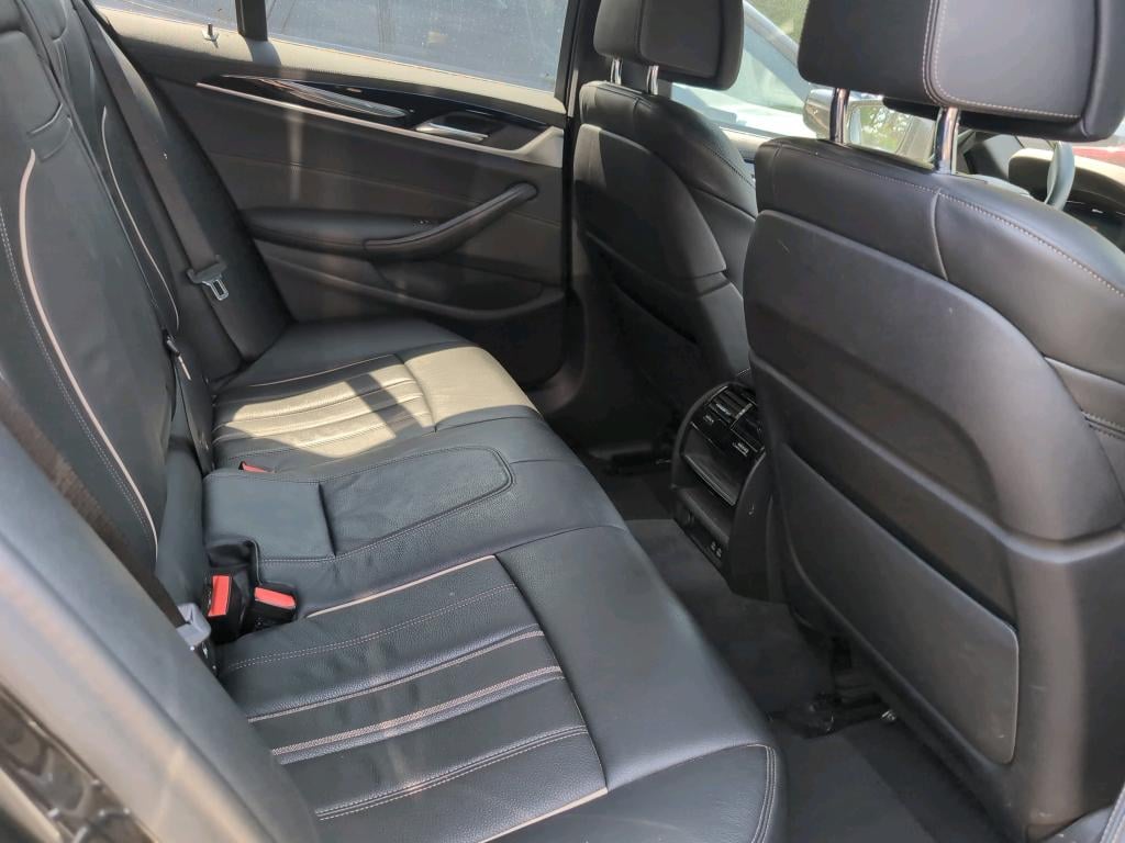 BMW 5 SERIES TOURING 2.0 530E TOURING AUTO photo