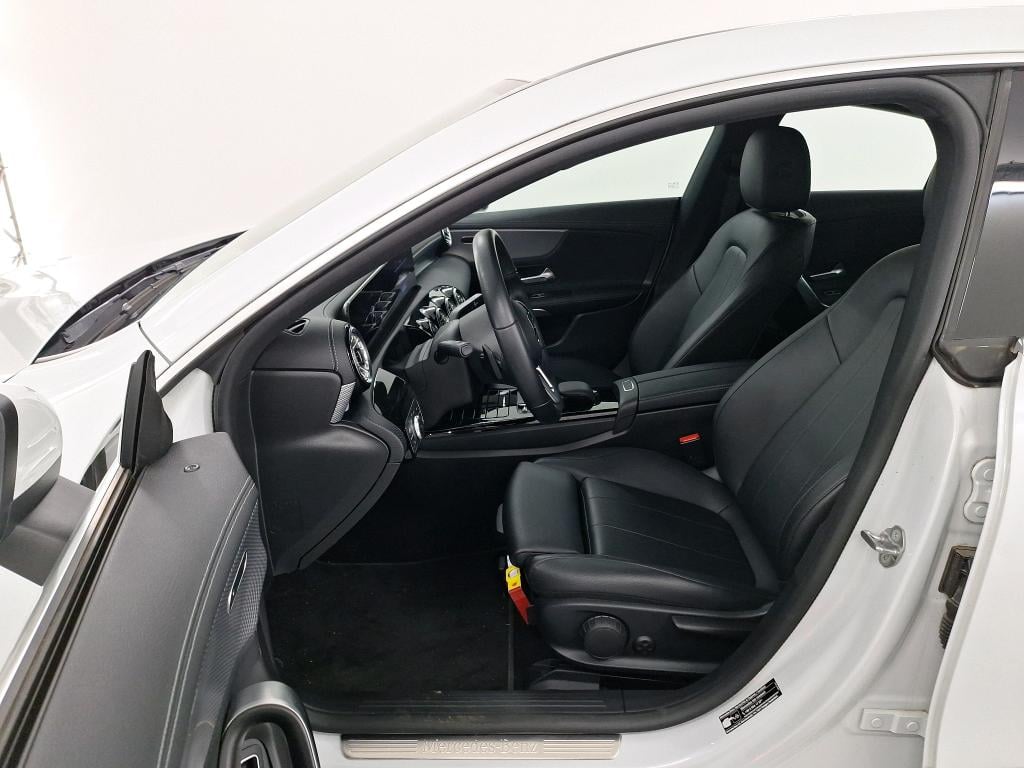 MERCEDES-BENZ CLA 1.3 CLA 250 E BUSINESS SOLUTION DCT photo