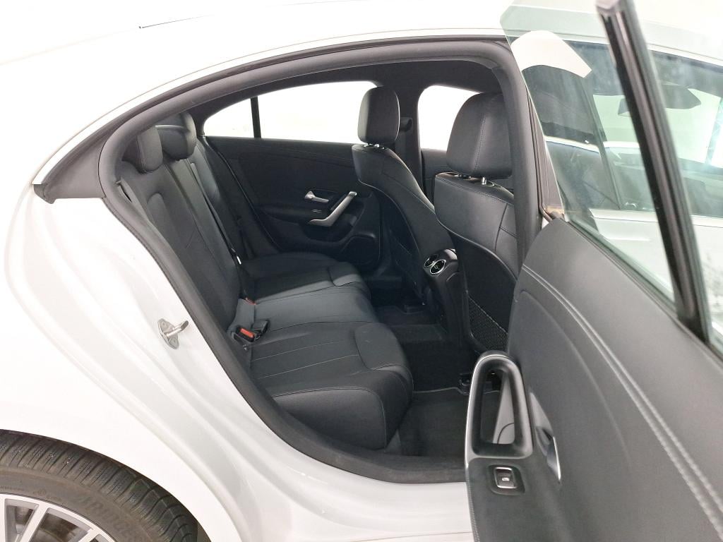 MERCEDES-BENZ CLA 1.3 CLA 250 E BUSINESS SOLUTION DCT photo