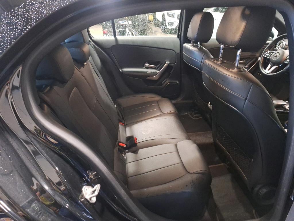 MERCEDES-BENZ CLASS A (W177) A 250 e PHEV Business Solution photo