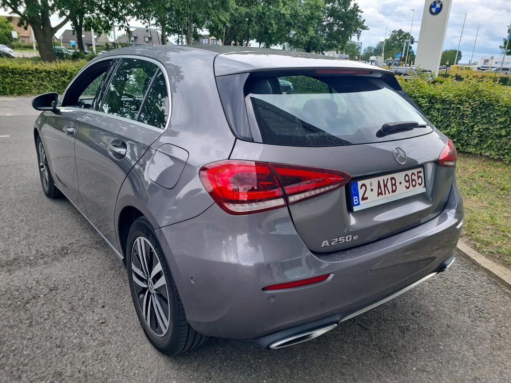 MERCEDES-BENZ CLASS A (W177) A 250 e PHEV Business Solution photo