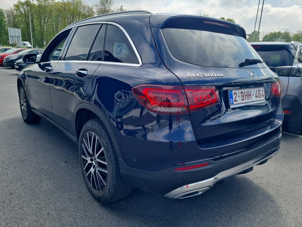 MERCEDES-BENZ GLC 2.0 GLC 300 DE PHEV 4MATIC 4WD BUS SOL photo