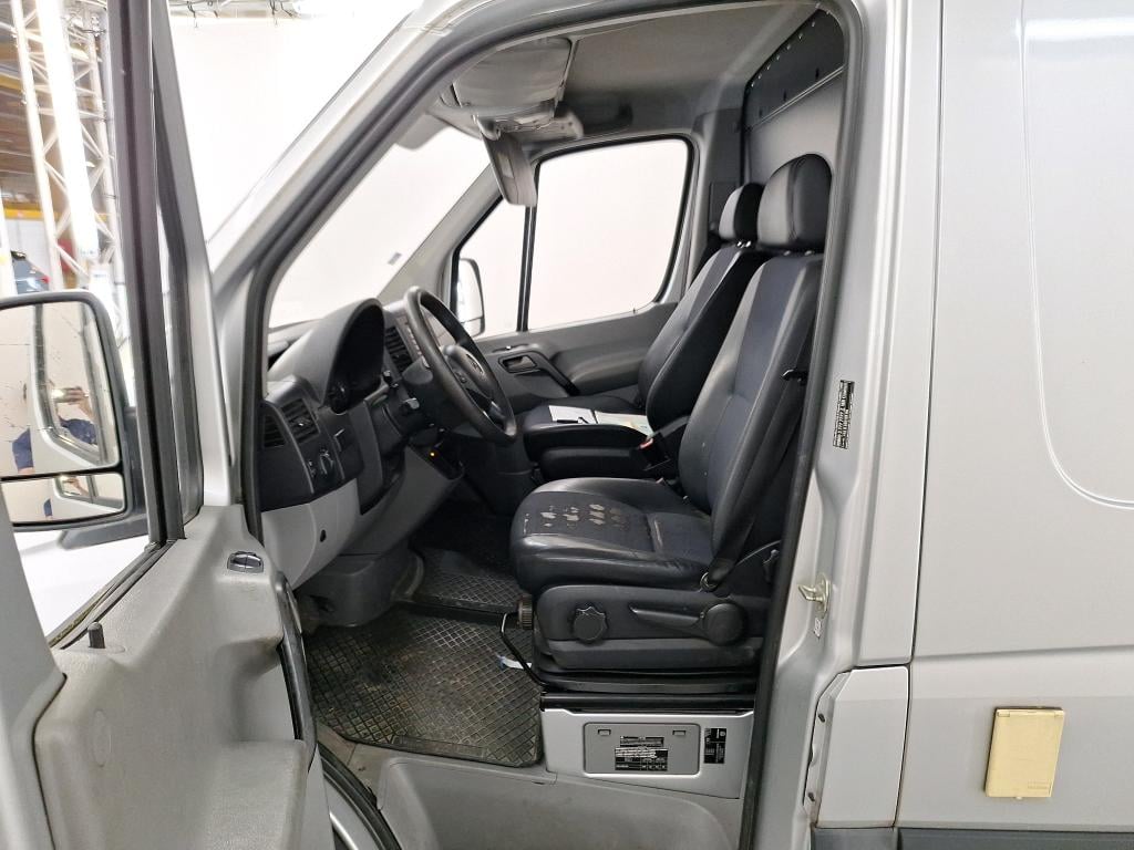 MERCEDES-BENZ SPRINTER 300/35 FOU MWB DSL - 316 2.1 BlueTEC A2H1 (EU6) STOCK photo
