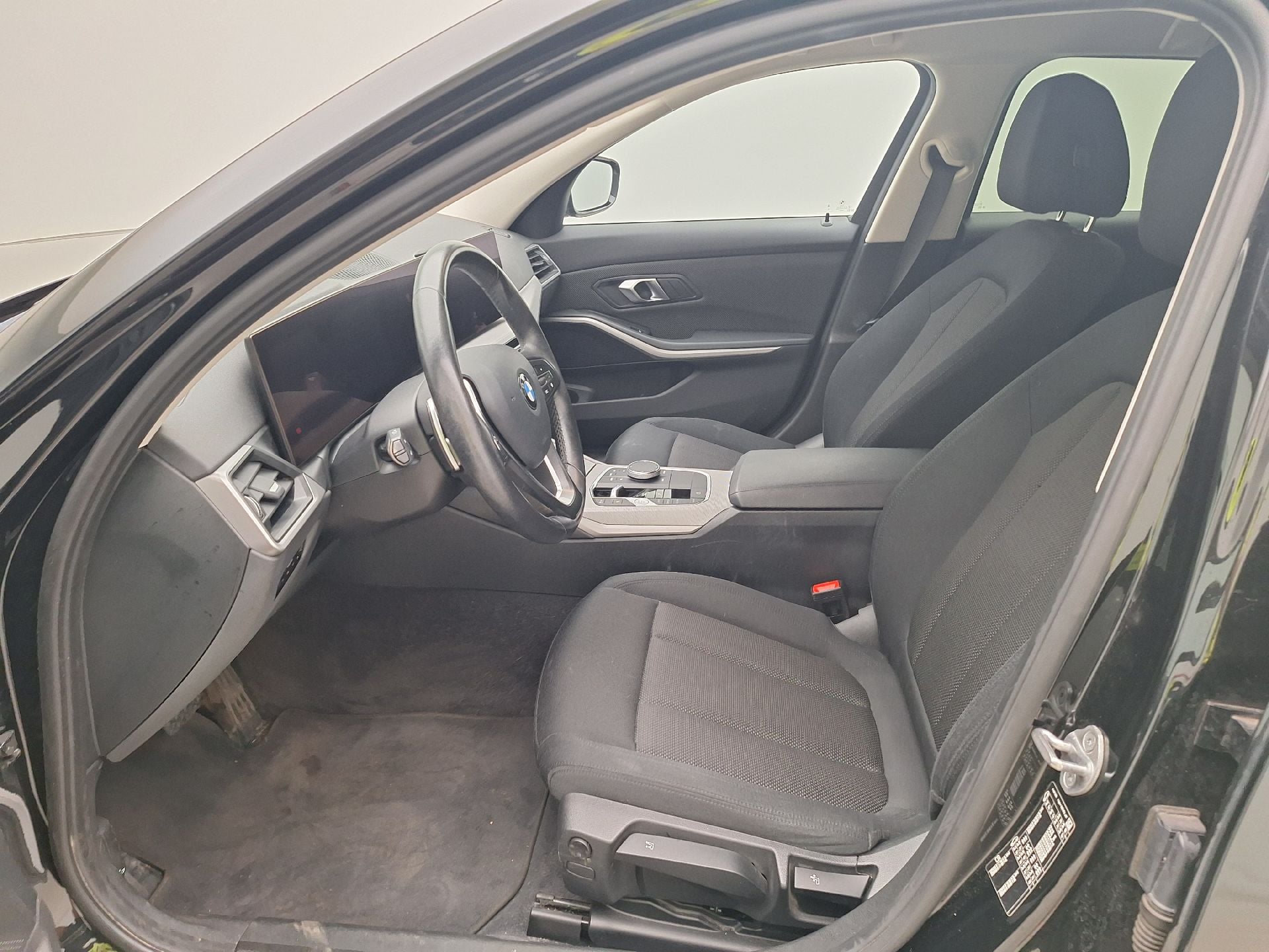 BMW, 3-serie T FL'22, BMW 3 Reeks Touring 316d (90 kW) 5d photo