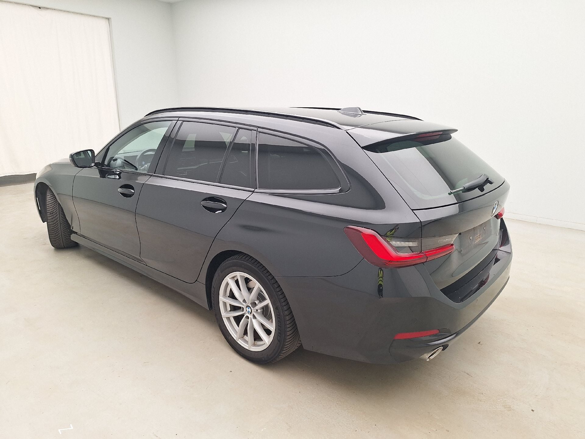 BMW, 3-serie T FL'22, BMW 3 Reeks Touring 316d (90 kW) 5d photo