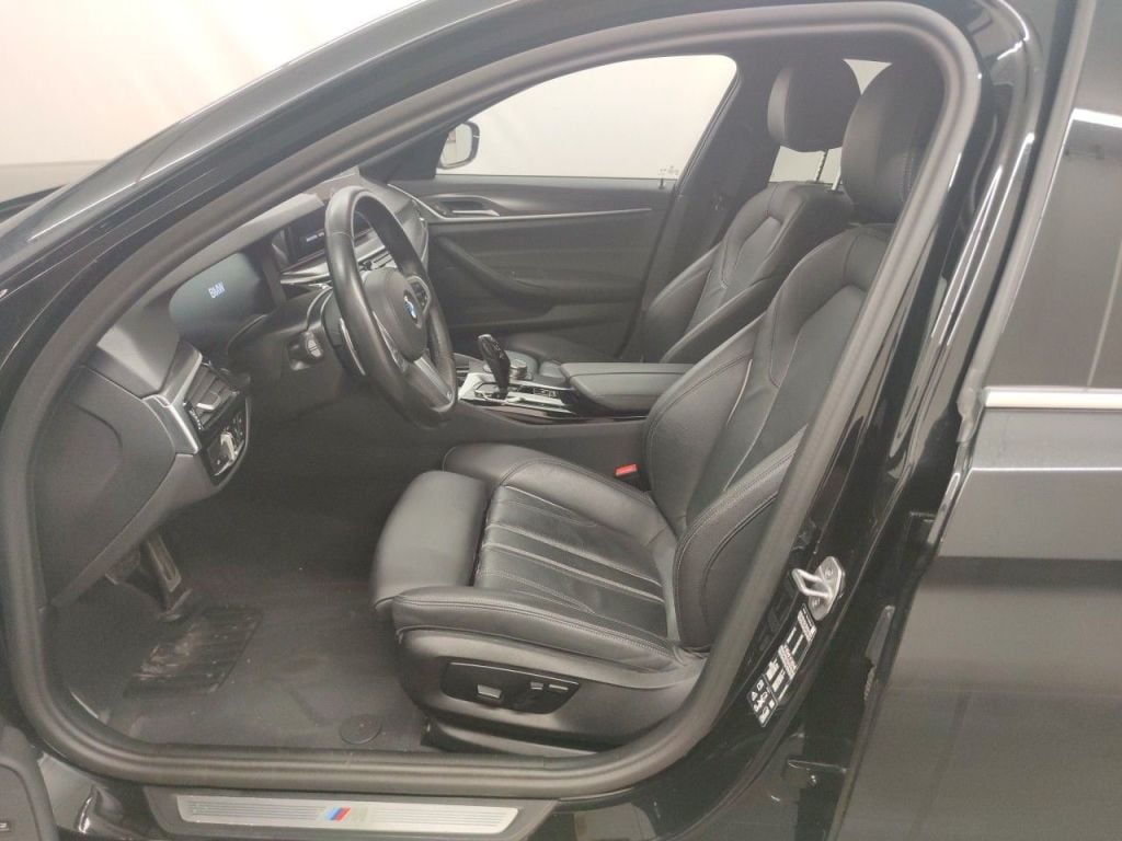 BMW 5 DIESEL - 2020 520 dXA 190hp MHD 4d photo