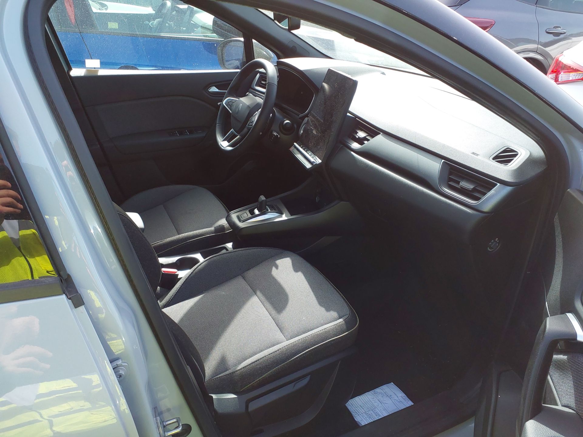 RENAULT Captur TCe 103 kw (140cv) EDC mild hybrid Techno(Winterpack) photo