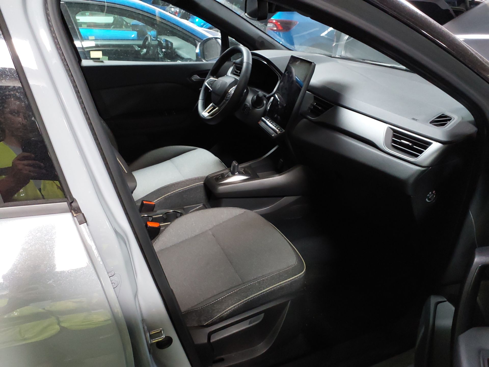 RENAULT Captur TCe 103 kw (140cv) EDC mild hybrid Techno(Winterpack) photo