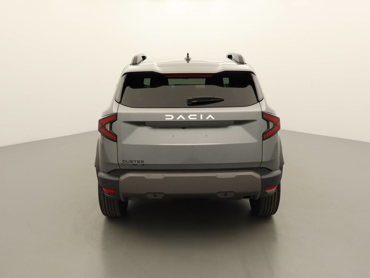Dacia Duster Journey 1.8 Hybrid Electric/Gasoline 158hp photo