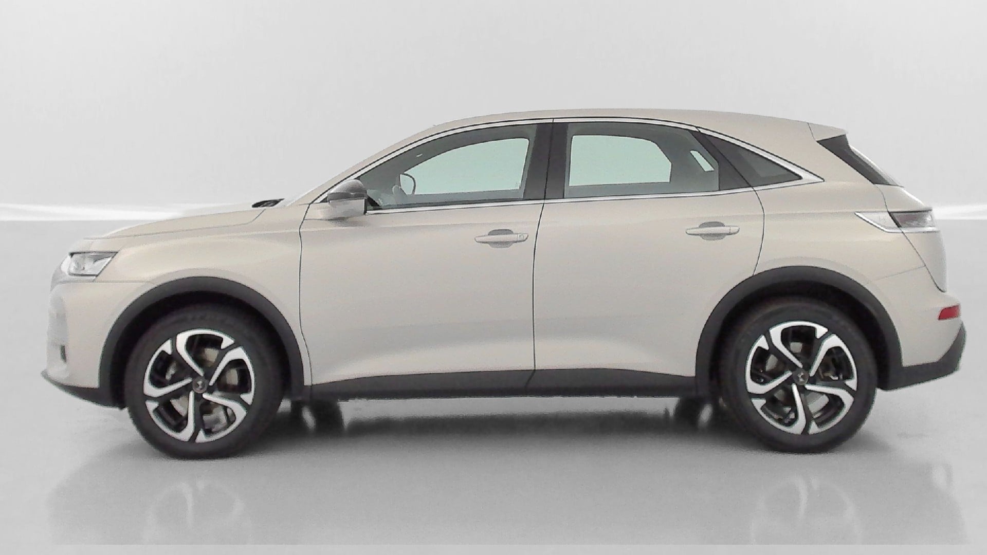 DS DS 7 Crossback Bastille 1.6 PureTech 180ch EAT8 photo