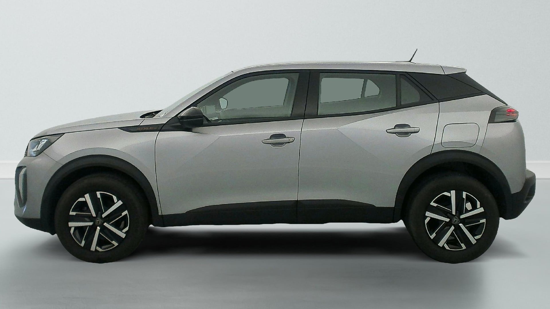 Peugeot 2008 100 S&S BVM6 Style photo