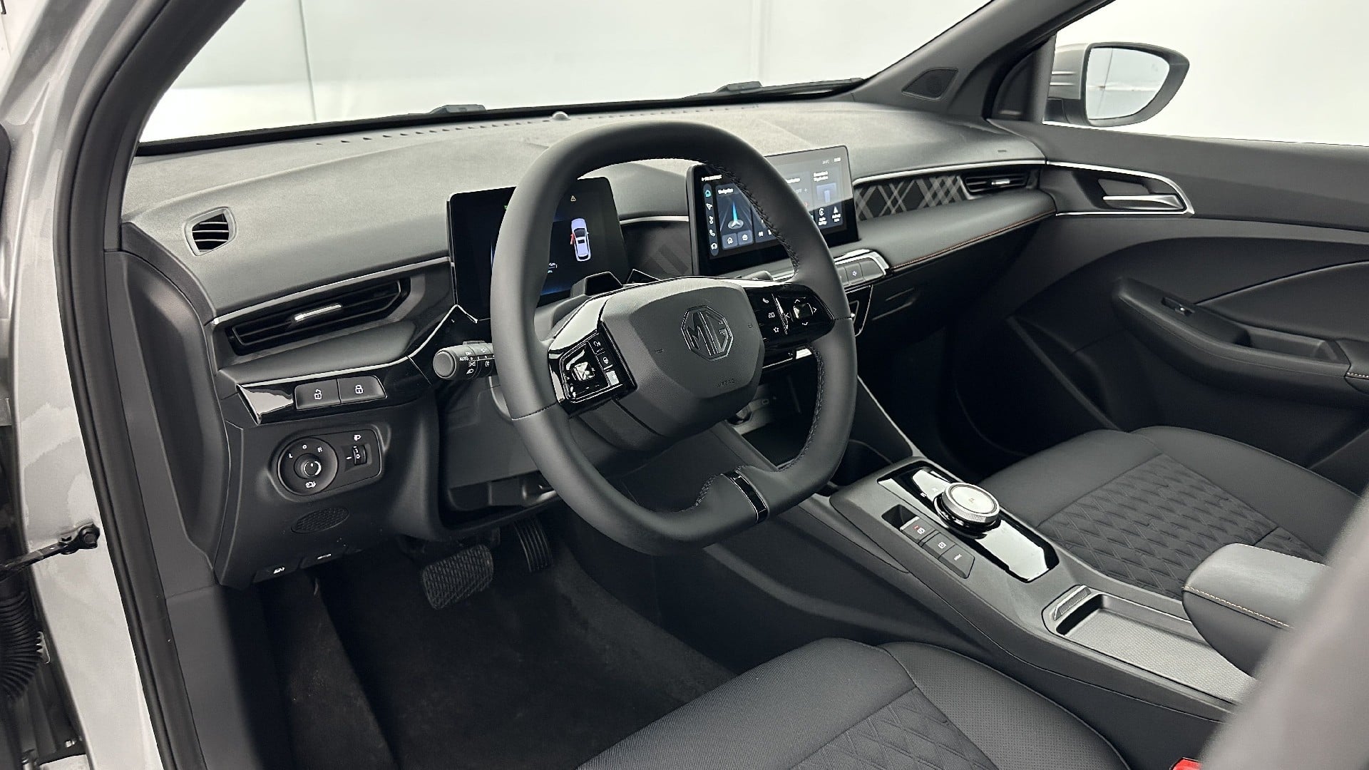 MG MG3 Luxury 1.5 Hybrid+ 195ch photo