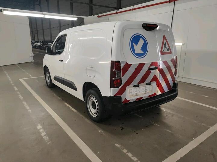 Citroen Berlingo Berlingo M Light 1.5 BlueHDi 100 MAN Driver 75kW/102pk  4D/P Man-5 photo