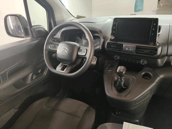 Citroen Berlingo Berlingo M Light 1.5 BlueHDi 100 MAN Driver 75kW/102pk  4D/P Man-5 photo