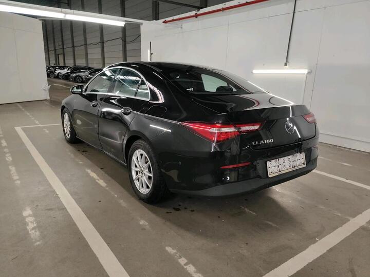 Mercedes CLA CLA CLA 180 100kW/136pk  4D/P Auto-7 photo