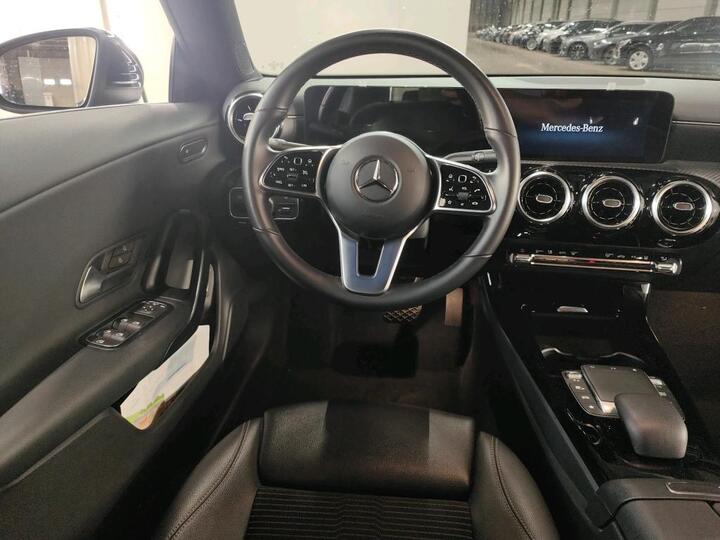Mercedes CLA CLA CLA 250 e Business Line (PHEV) 160kW/218pk  4D/P Auto-7 photo