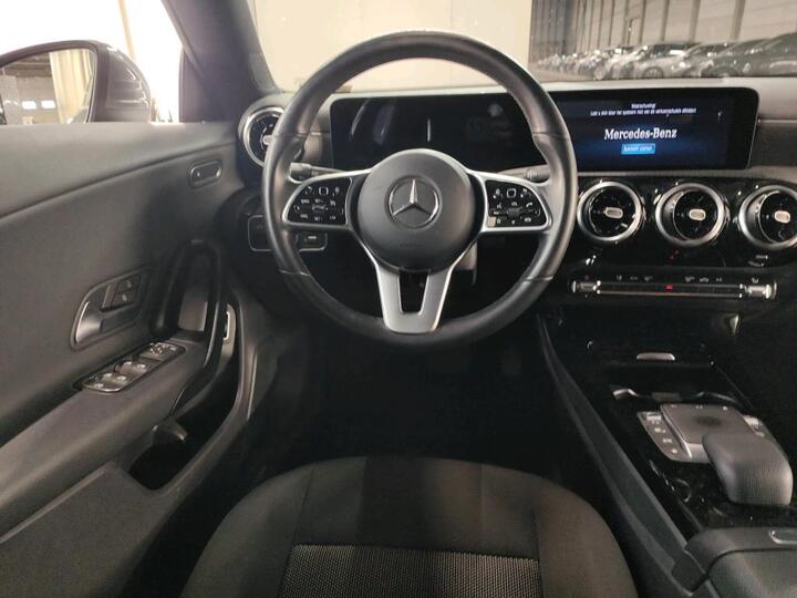Mercedes CLA Shooting Brake CLA Shooting Brake CLA 200 d Business Solution 110kW/150pk  5D/P Auto-8 photo