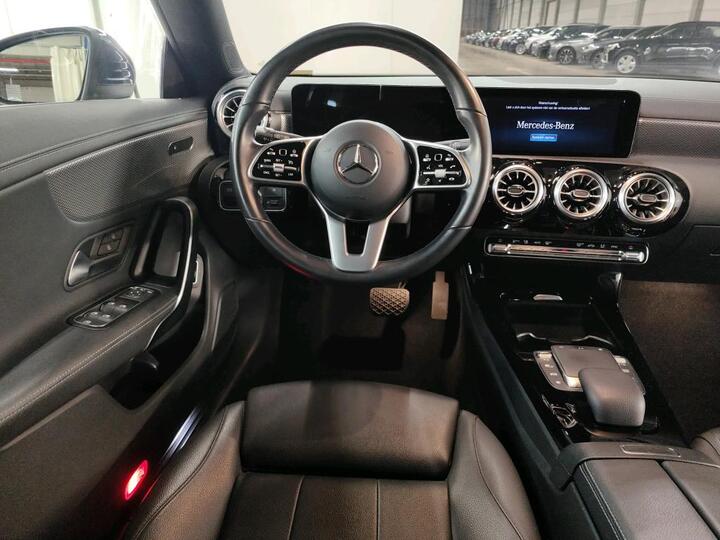 Mercedes CLA Shooting Brake CLA Shooting Brake CLA 200 d Business Solution 110kW/150pk  5D/P Auto-8 photo