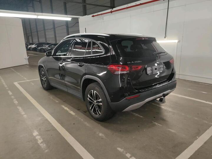 Mercedes GLA GLA GLA 250e Business Line (PHEV) 160kW/218pk  5D/P Auto-8 photo