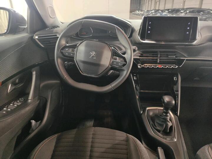 Peugeot 2008 2008 1.2 Puretech S/S Active Pack 96kW/130pk  5D/P Man-6 photo