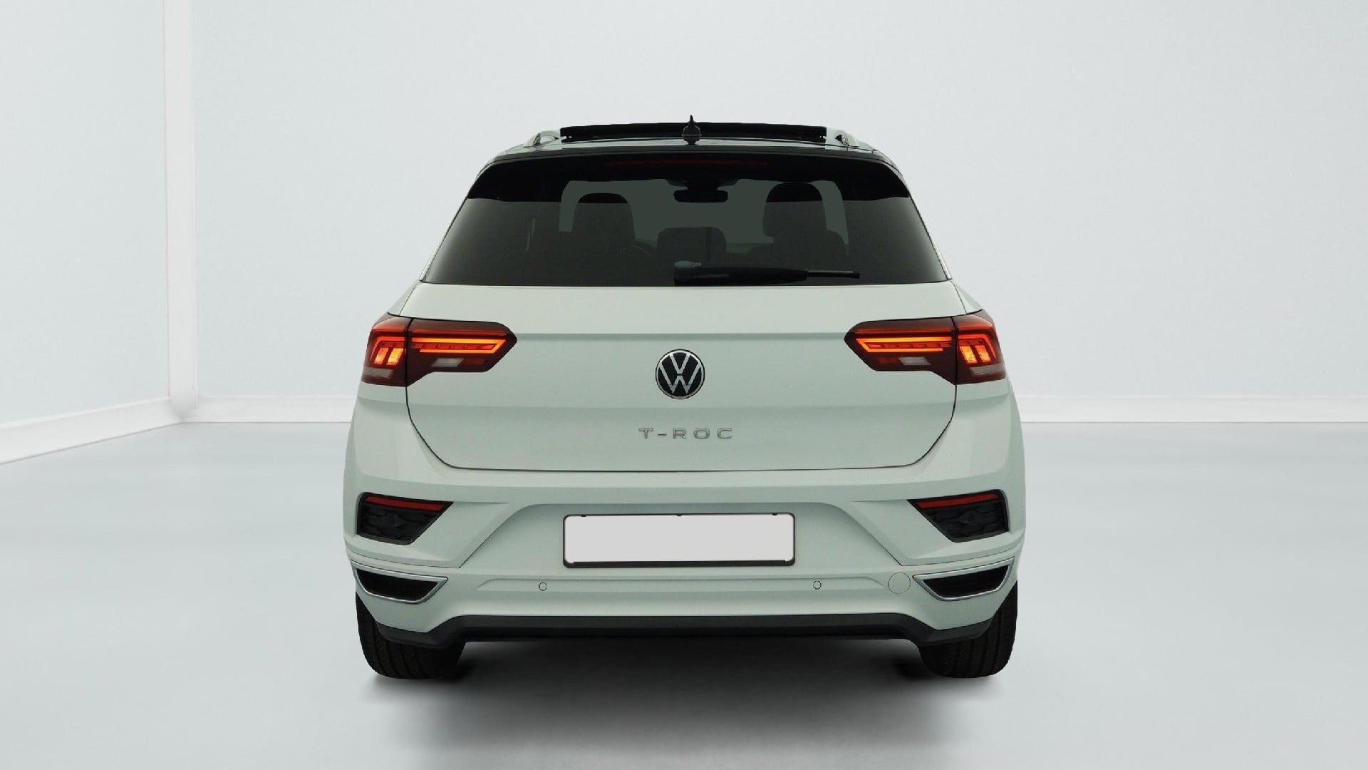Volkswagen T-Roc 1.5 TSI 150 EVO Start/Stop DSG7 R-Line photo