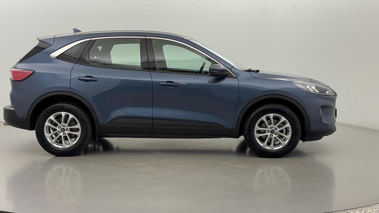 FORD Kuga / 2019 / 5P / SUV 2.5 190 hybrid Flexifuel Pshift Titanium photo