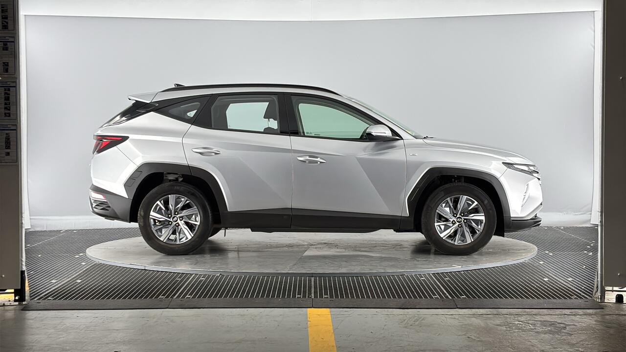 Tucson Business Mild-Hybrid 2WD 1.6 CRDI 135CV BVA7 E6d photo
