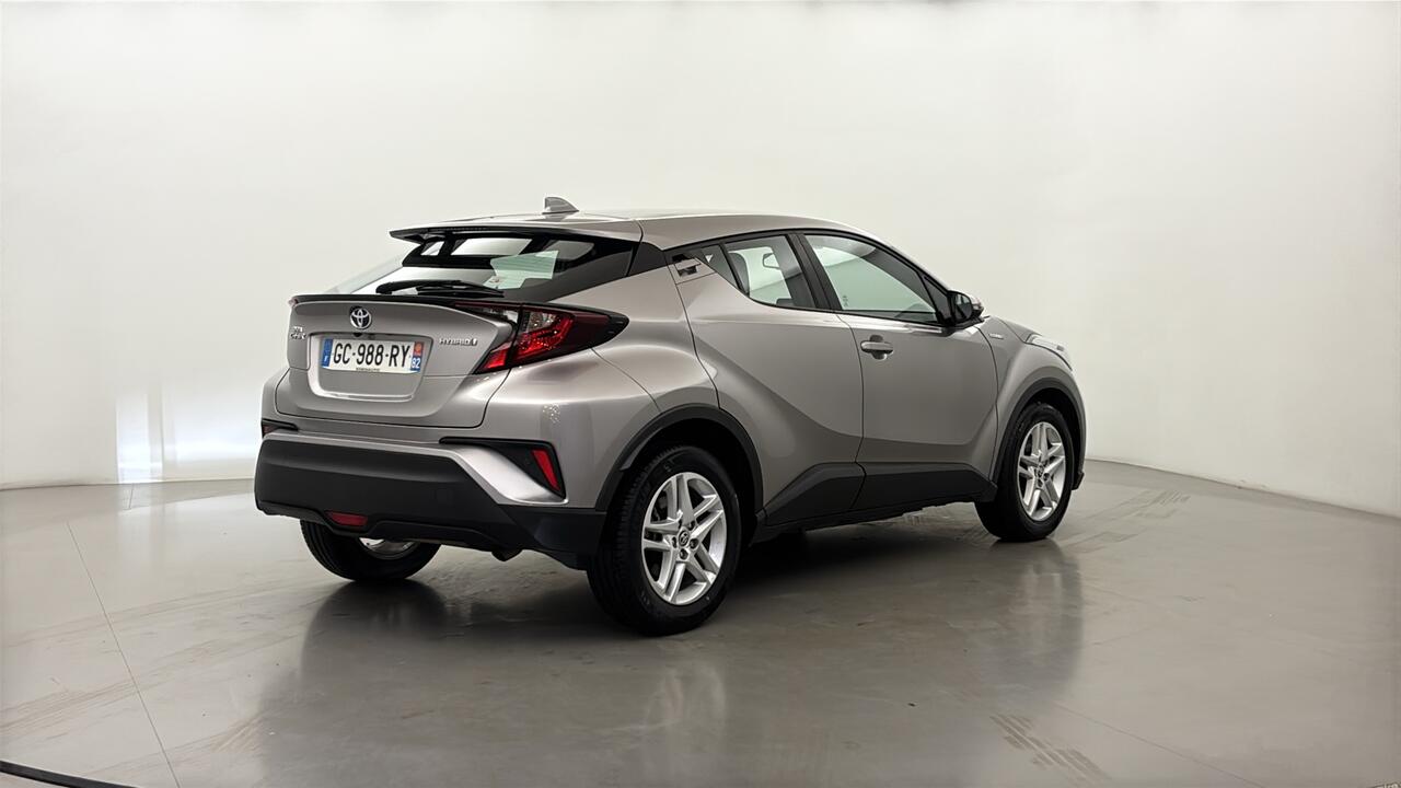 TOYOTA C-HR / 2016 / 5P / SUV 1.8 Hybride 122 Dynamic Business Stage A photo