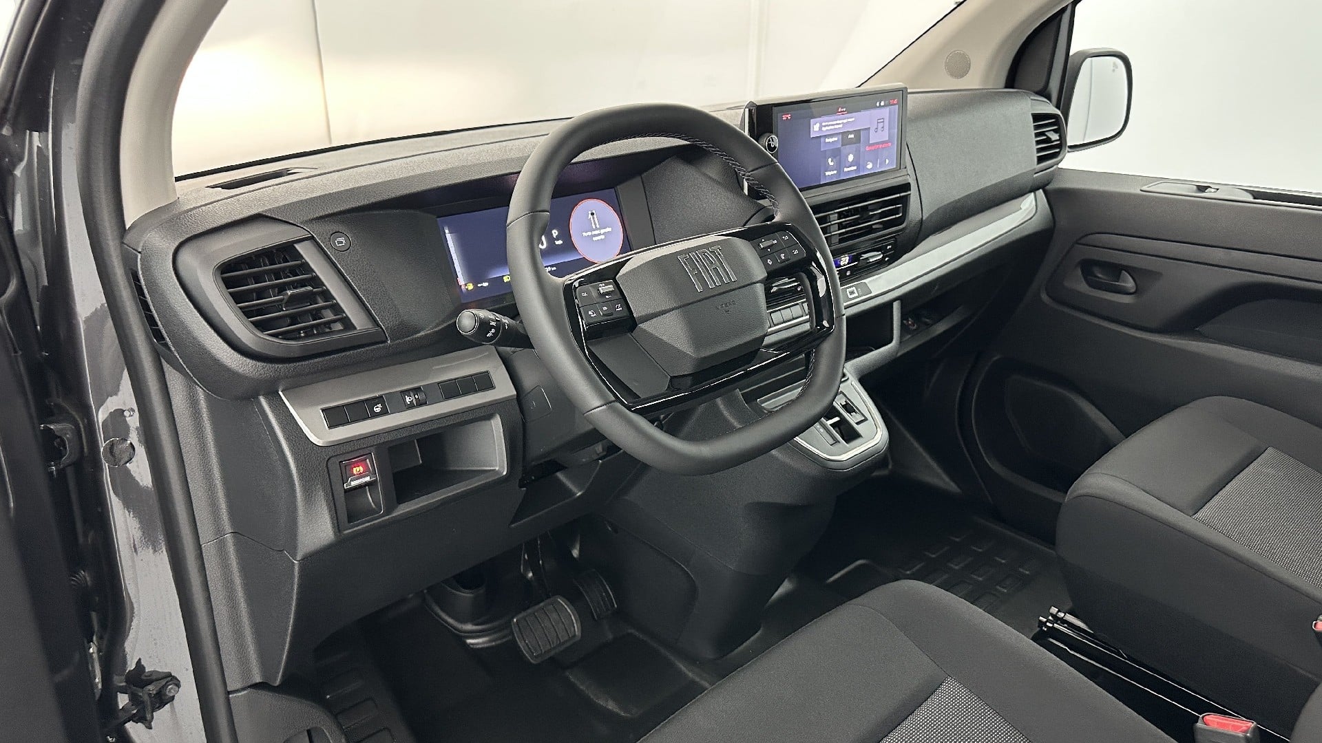 Fiat Scudo Pack Premium Connect 2.0 BlueHDi 180ch photo